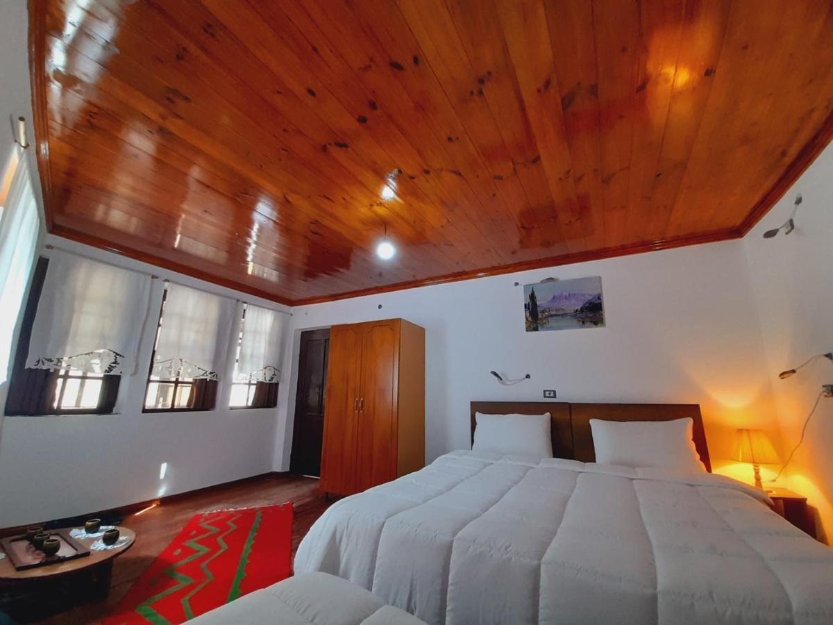 Gorica'S Bridge Hotel Berat Kültér fotó