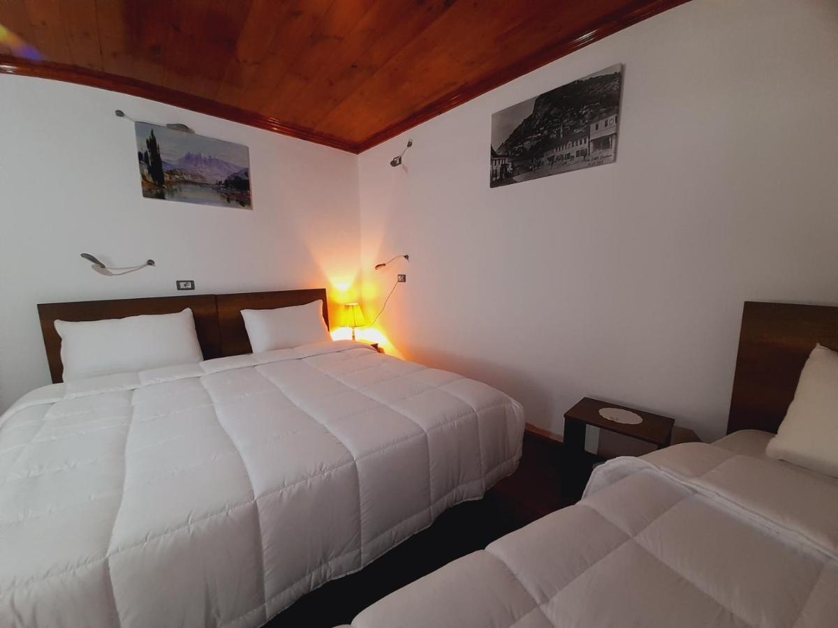Gorica'S Bridge Hotel Berat Kültér fotó