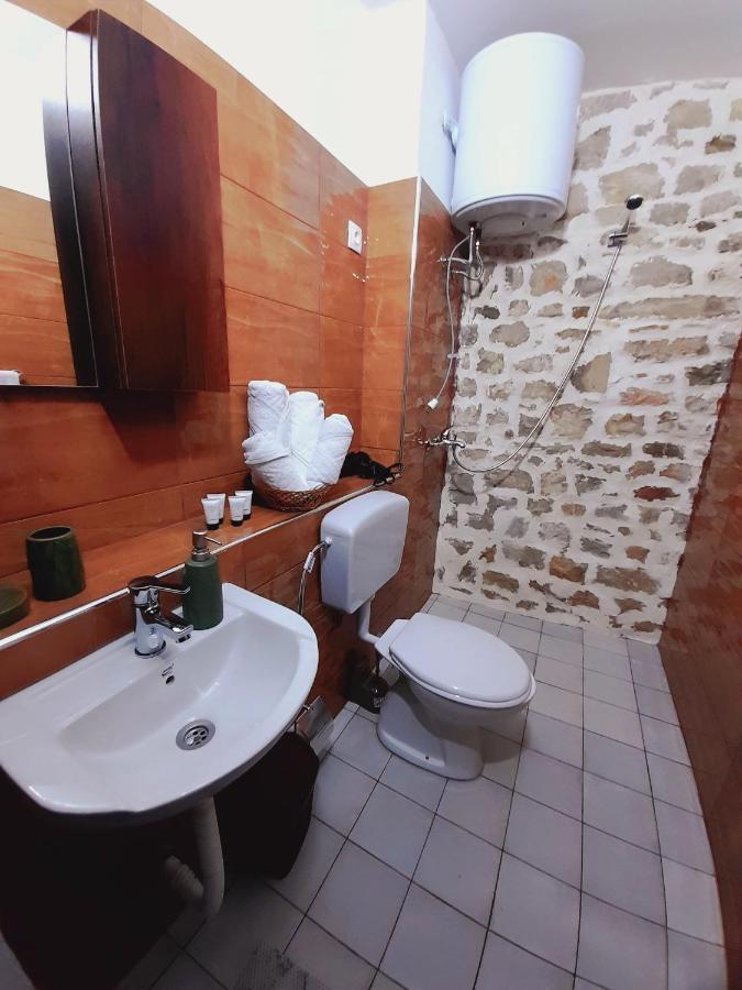 Gorica'S Bridge Hotel Berat Kültér fotó