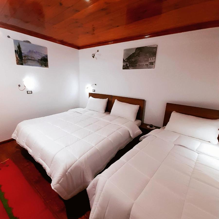 Gorica'S Bridge Hotel Berat Kültér fotó